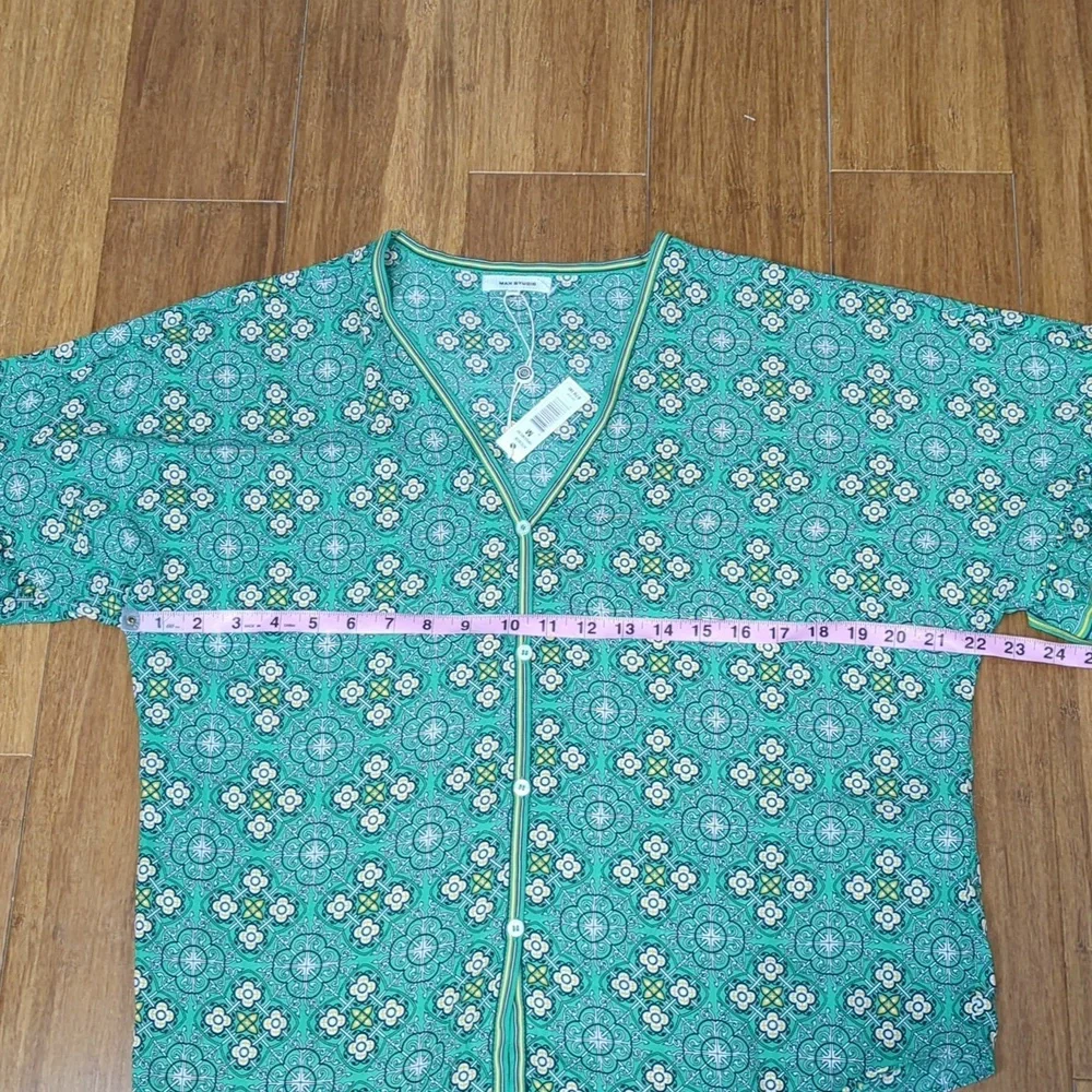 Max Studio Green & Yellow Button Up Tie & Waist Blouse Size Medium
